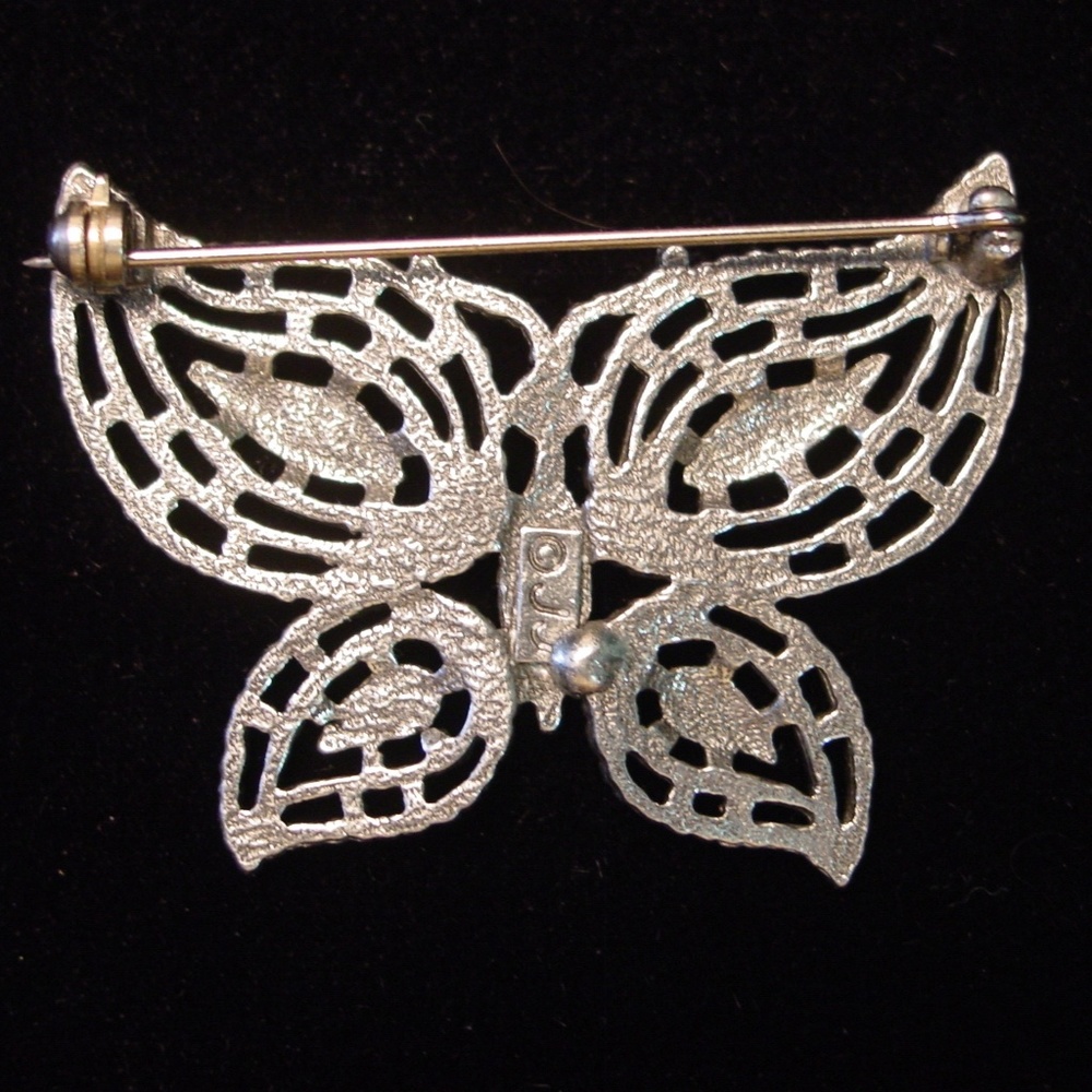 🆕 ‘Gold & Pink Butterfly' Pin Brooch - Picture 2 of 2